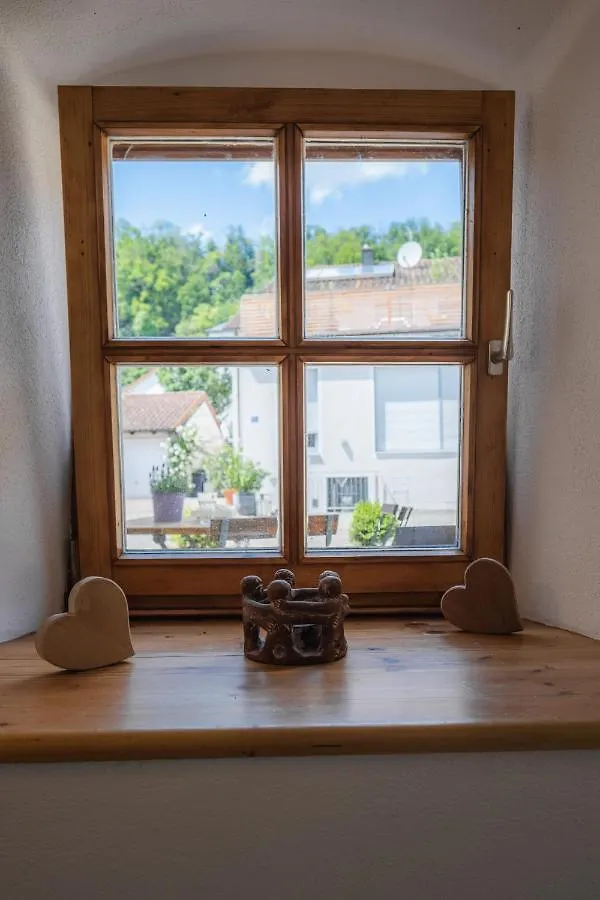 Gehobenes Ambiente In Historischer Wohnung Walting 0*,  德国